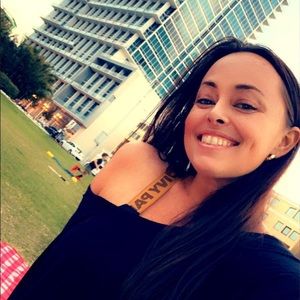 Meet your Posher, Alison